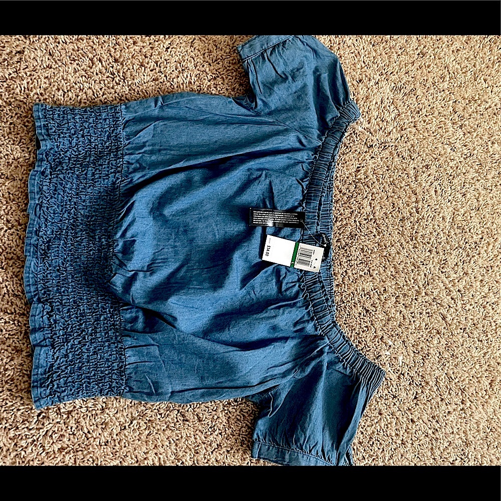 NWT Denim off the shoulder blouse, never worn